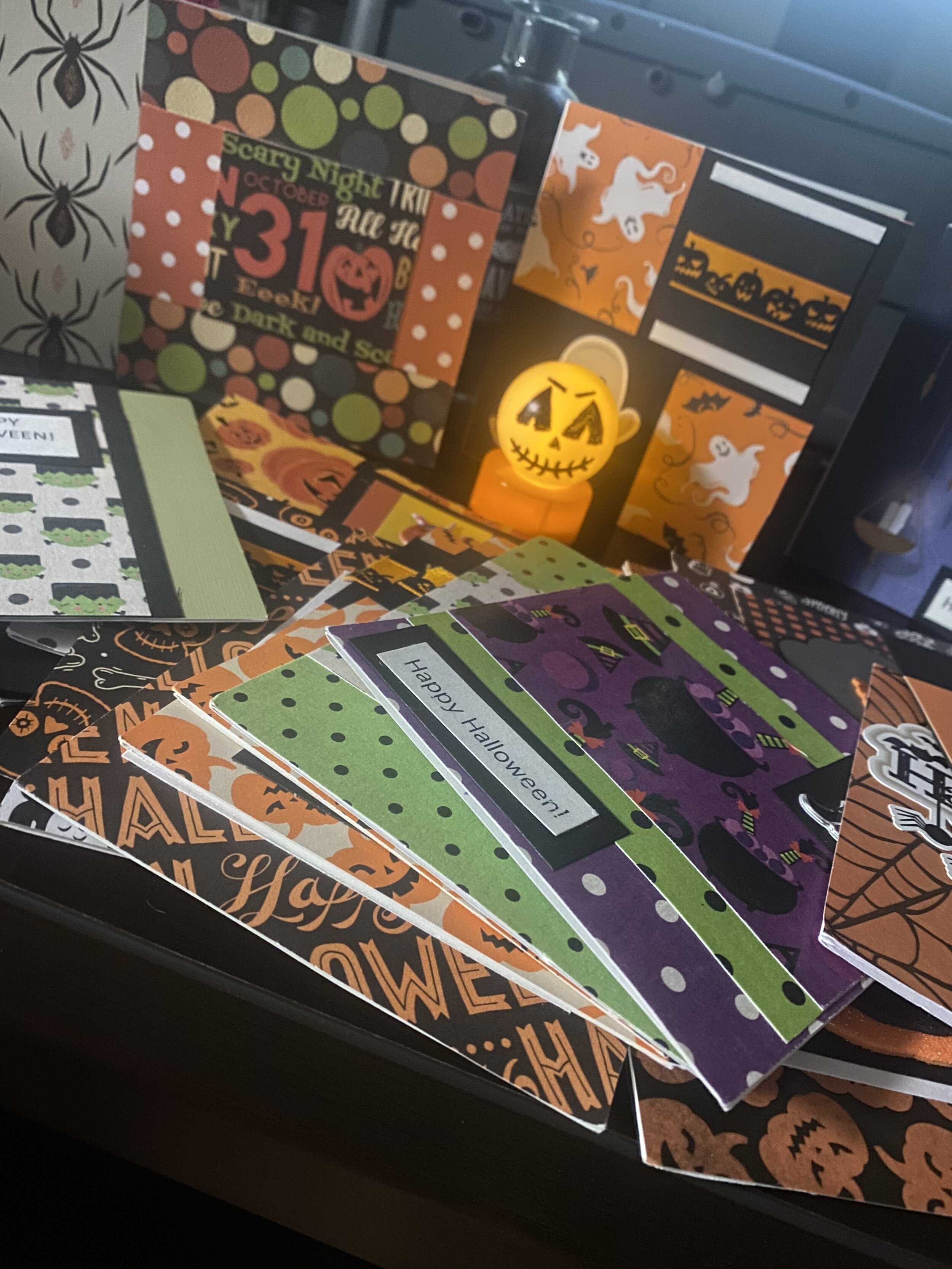 Halloween Cards2.jpg